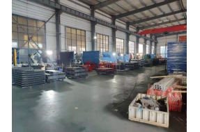 鋼制托盤機器人焊接區(qū)（一）